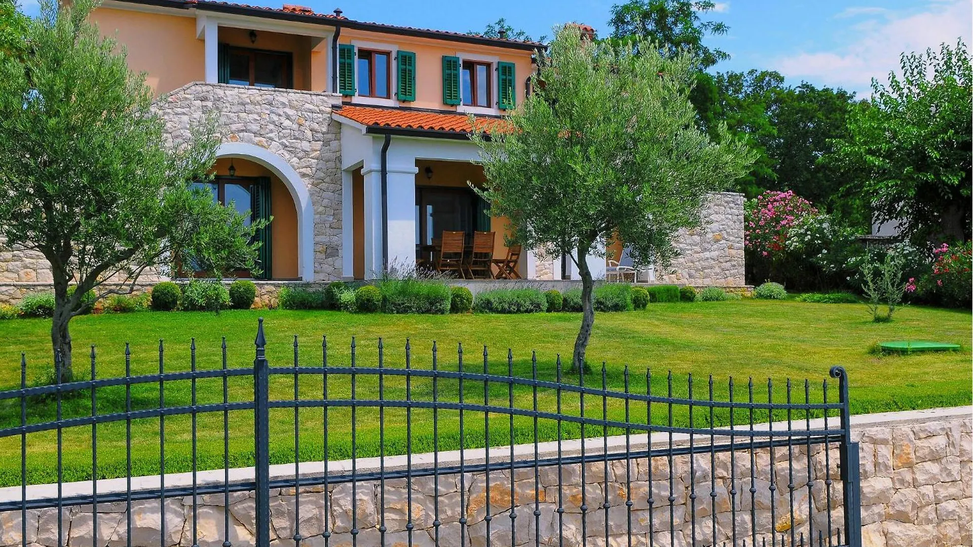 Holiday home Lovely Home In Koromacno With Wifi